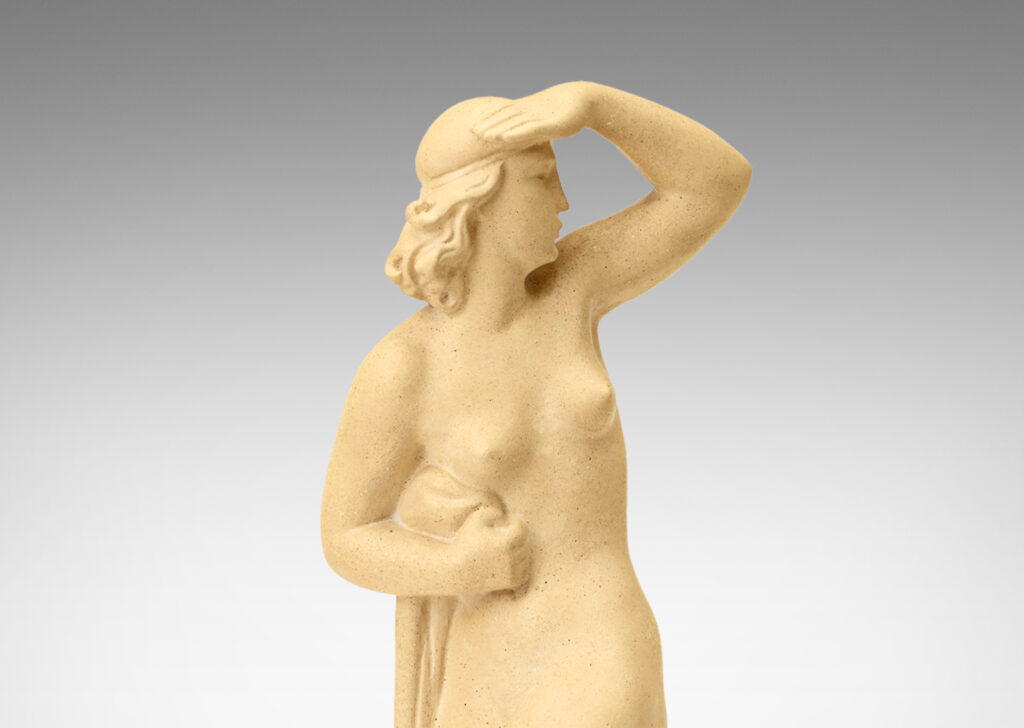 Gallery BAC statue depicting female nude looking back, in cast stone