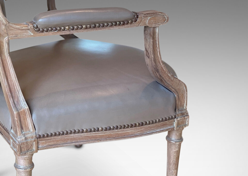 Gallery BAC Louis XIV-style armchairs