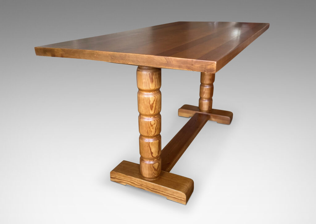 Gallery BAC model library table in solid pine