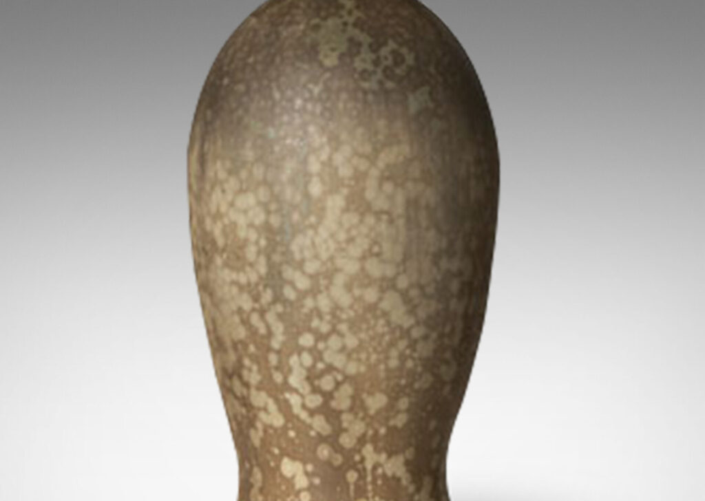 Gallery BAC stoneware with remarkable brown, light gray and robin’s egg blue glazing