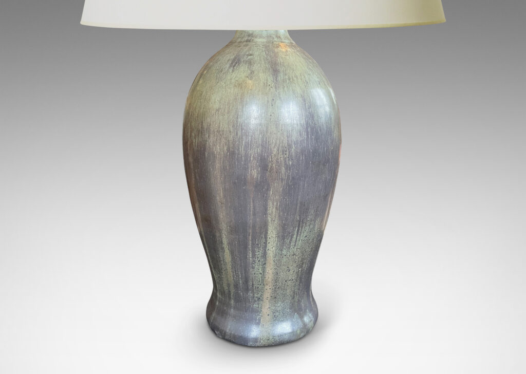 Gallery BAC elegant swelling form in subtle olive green shades