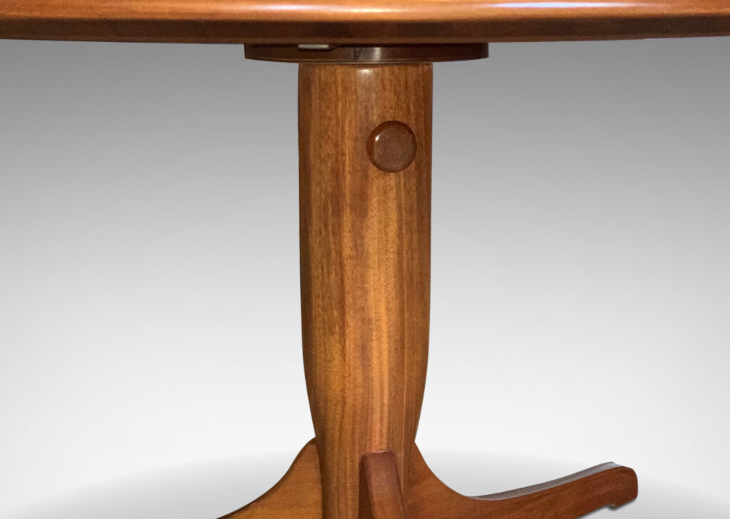 Gallery BAC rare adjustable table by Josef Frank, mahogany pedestal with three legs