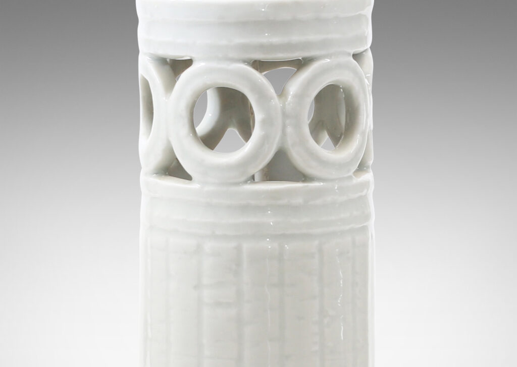 Gallery BAC columnar form with band of openwork rings in gloss white glaze