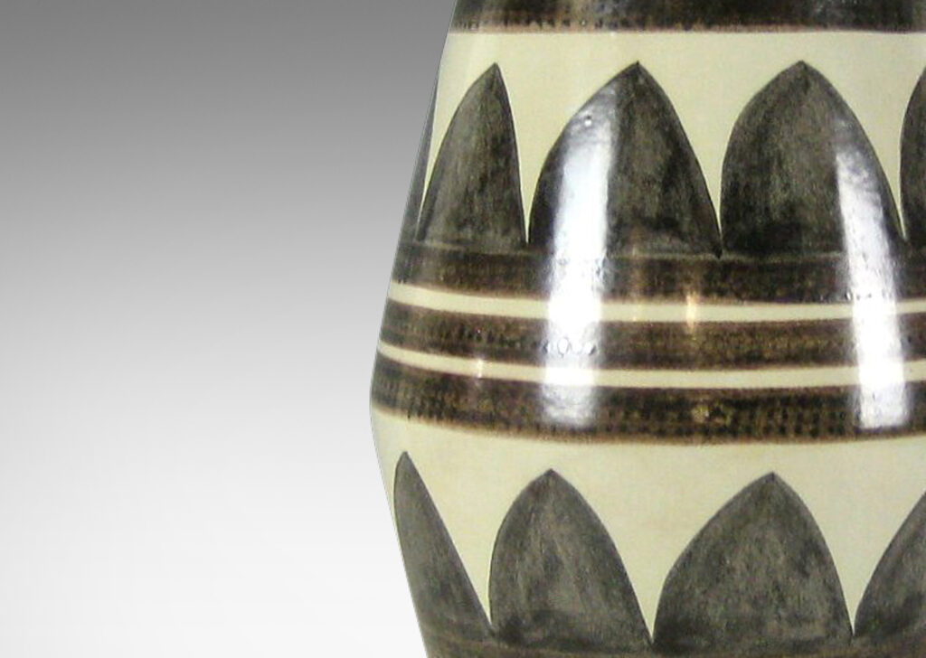 Gallery BAC angled drum form with stripes and horizontal rows of foliate/scallop forms