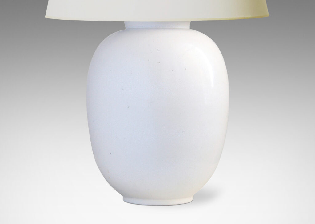 Gallery BAC tapered ovoid form in off-white tones; glazed stoneware