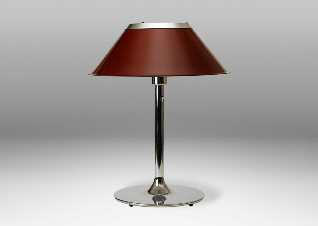 Gallery BAC modeled disk base and stand in steel and handsome chocolate brown enameled shade