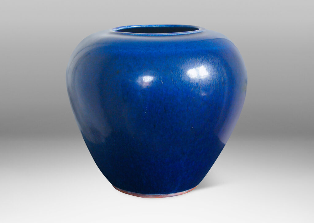 Gallery BAC tapering form with rounded shoulders in a wonderful harefur blue glaze