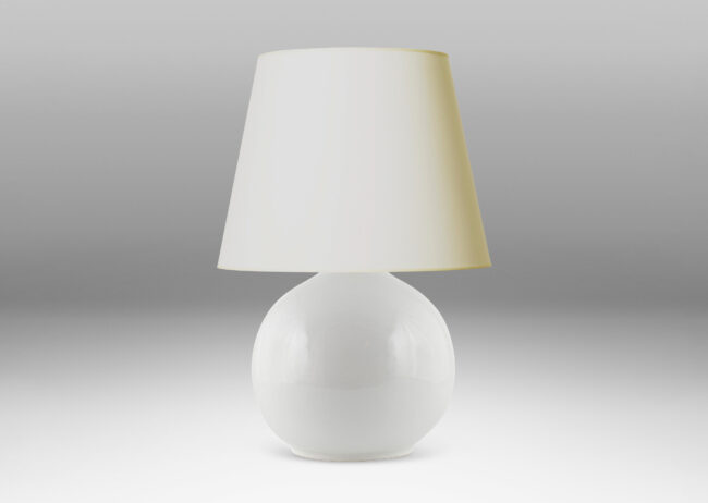 Gallery BAC spherical form with sprouting top in gloss white