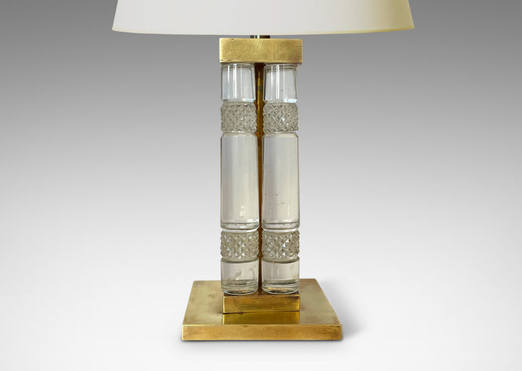 Gallery BAC four tapered crystal columns with diamond-cut bands, with square brass mounts