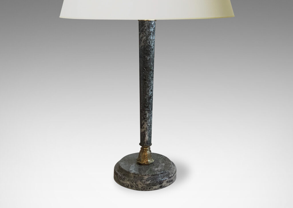 Gallery BAC tapered stand and disk plinth in Kolmården marble with brass mounts and harp