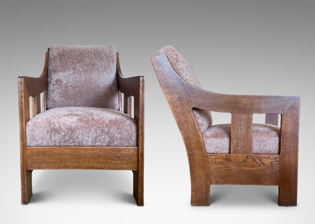 Gallery BAC striking frame with s-curve back and rectilinear front in oak, with new fleece covered cushioning