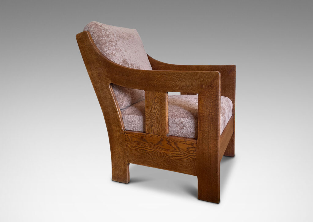 Gallery BAC striking frame with s-curve back and rectilinear front in oak, with new fleece covered cushioning