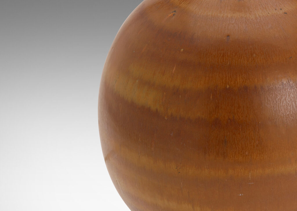 Gallery BAC large spherical form in a warm brown harefur glaze with nougat-like effect at neck