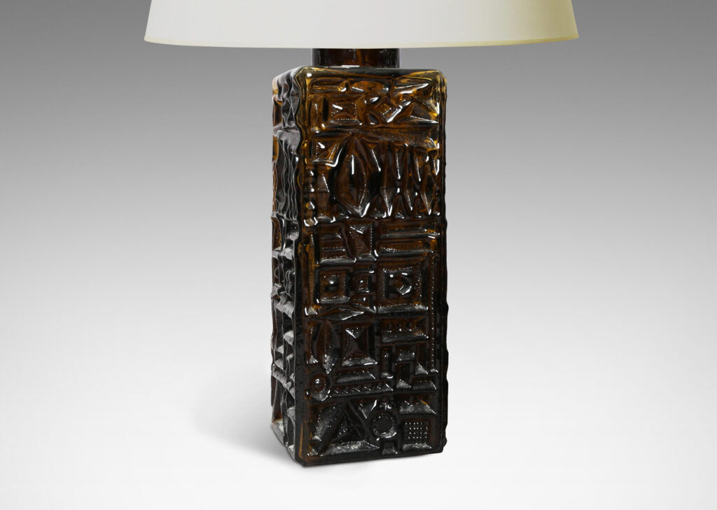 Gallery BAC all pedestal forms with geometric reliefs in a smoky green-brown tone