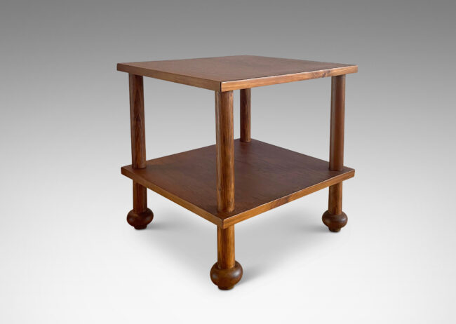 Gallery BAC square top and shelf with four dowel legs with bun cuff feet