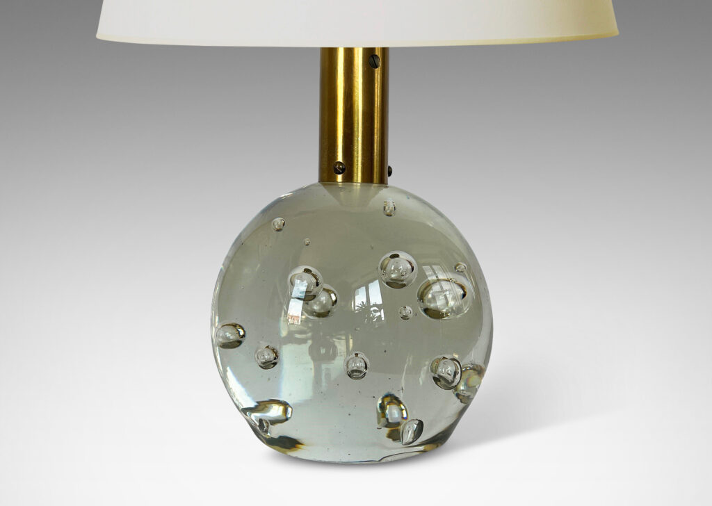 Gallery BAC spherical base in glass with lyrical engaged bubble