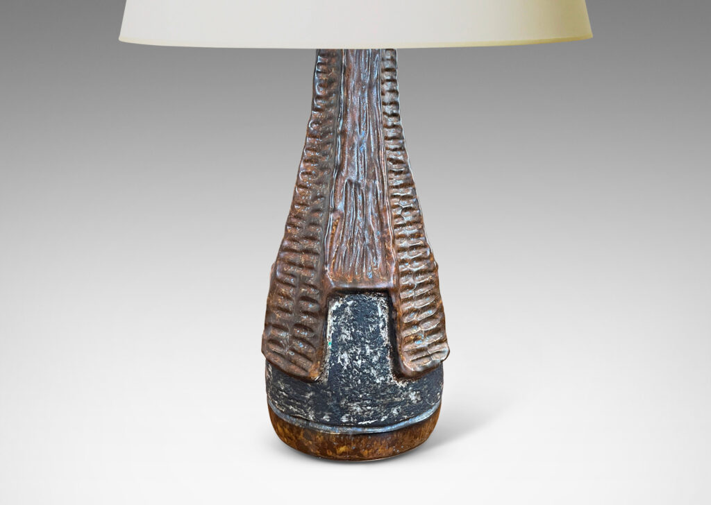 Gallery BAC conical form with textured pelmet reliefs, glazed in brown tones against dark gray