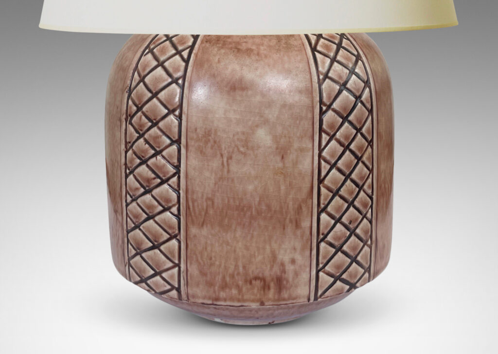 Gallery BAC drum forms ornamented with diamond lattice stripes, glazed in a light brown wash