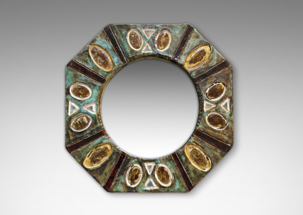 Gallery BAC octagonal frame with geometric reliefs, glazed in matte green, black, brown and ivory