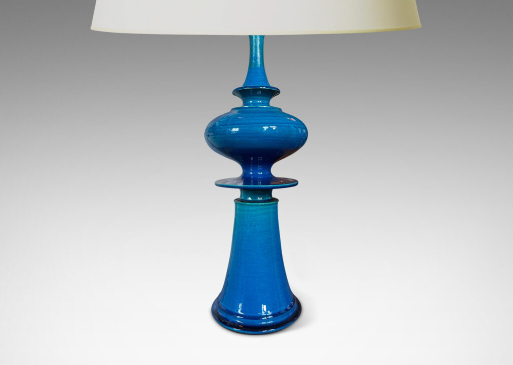 Gallery BAC tall finial-like form glazed in a saturated gloss azure