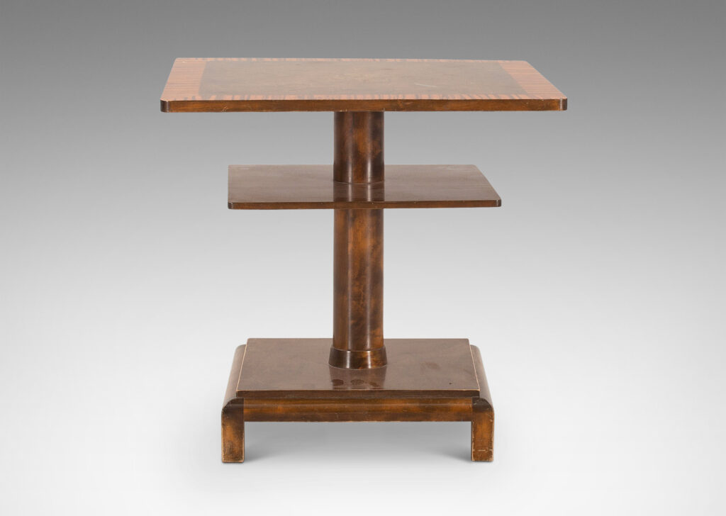 Gallery BAC square top and shelf floating from a pedestal, anchored on a square base with four legs