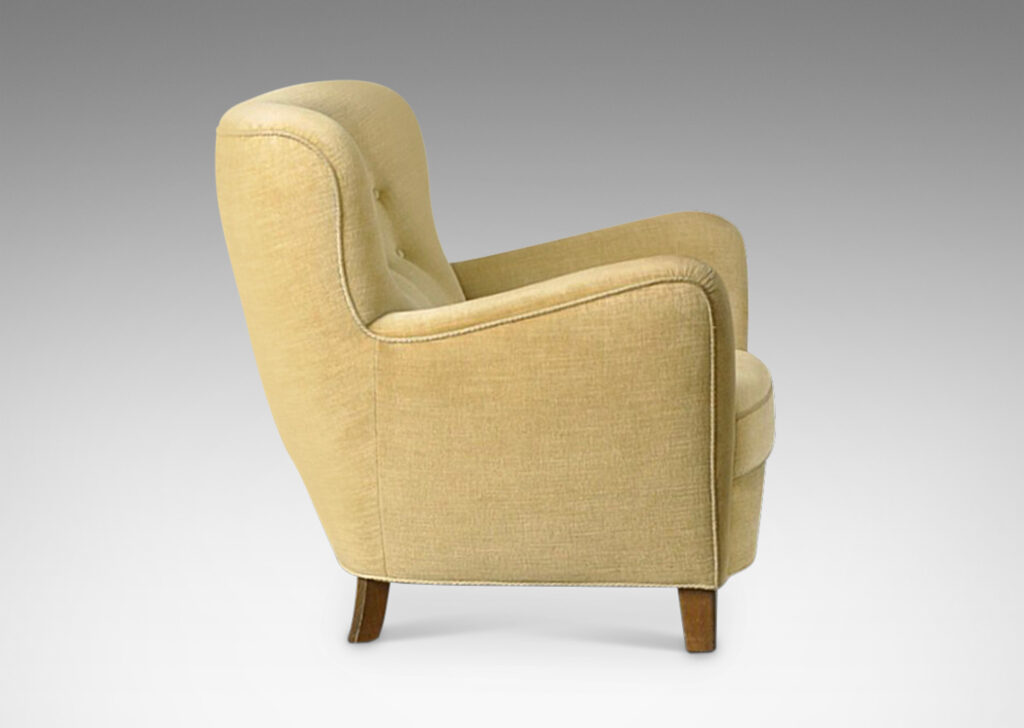 Gallery BAC dynamically contoured silhouette with complex curvature and tufted back; beech