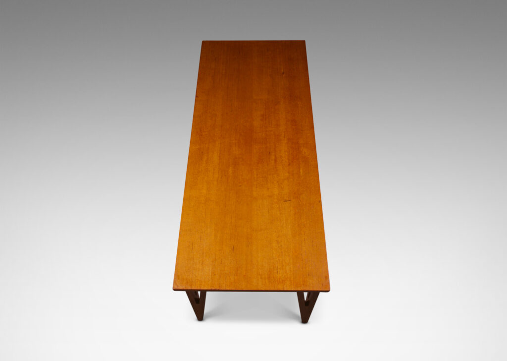 Gallery BAC rectangular floating surface on acute triangle legs; teak