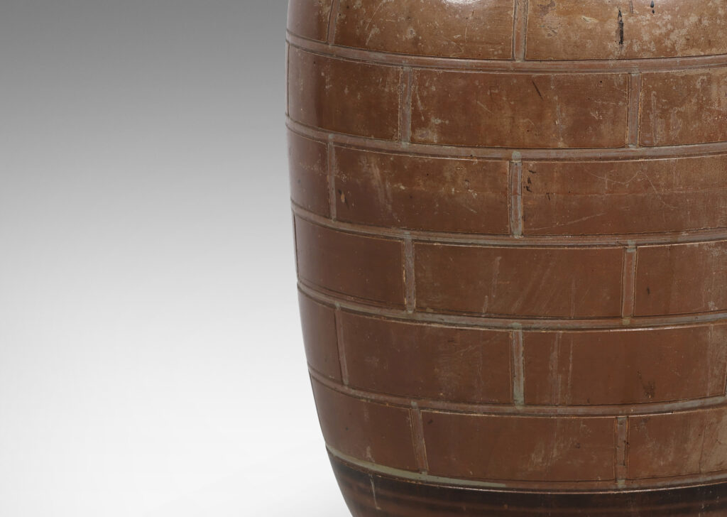 Gallery BAC rusticated running bond reliefs, with matte glazing in buff, brown and black