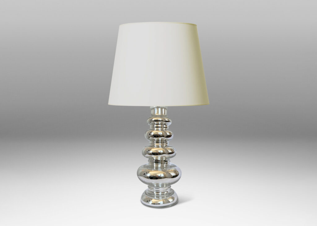 Gallery BAC tiered bun forms with a silver mirrored back