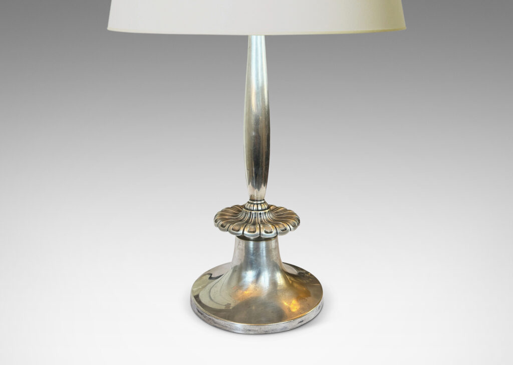 Gallery BAC swelling stand, with a large floating rosette fob and trumpet base; silver plate