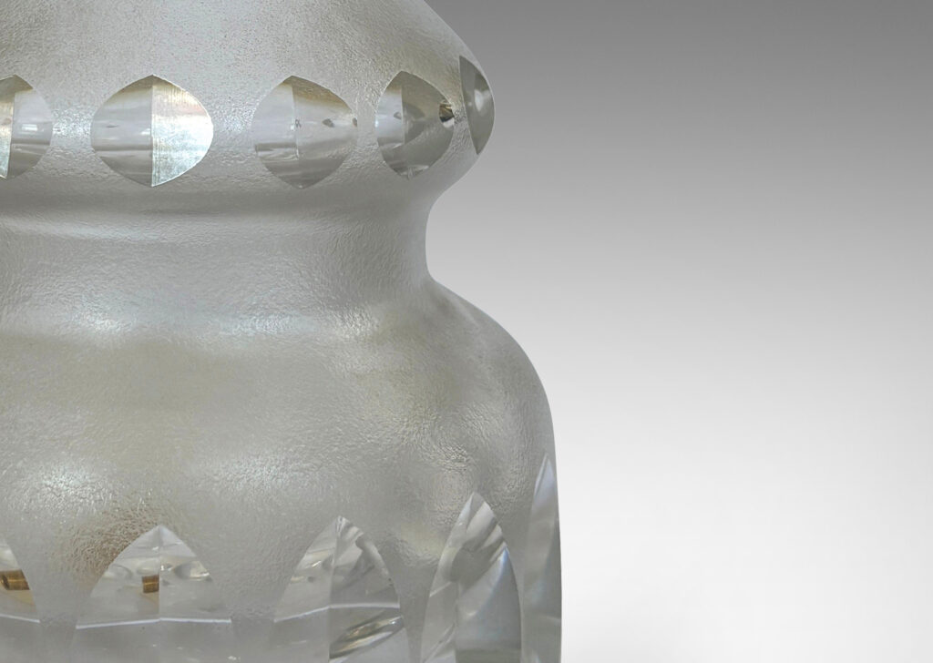 Gallery BAC tiered pawn forms with sand-blasted finish, ornamented with cut leaf-shaped facets
