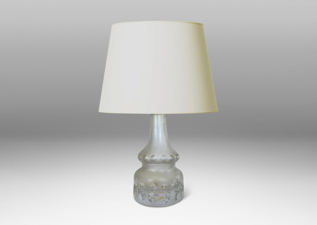 Gallery BAC tiered pawn forms with sand-blasted finish, ornamented with cut leaf-shaped facets