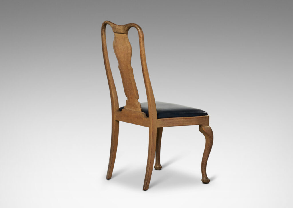 Gallery BAC sinuously modeled backs, sculptural back splats with beveled edges, and cabriole front legs terminating in bun feet