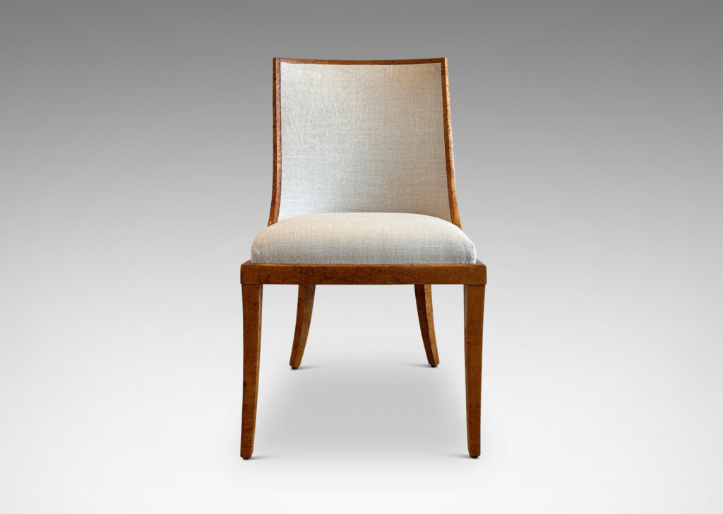 Gallery BAC crafted by the Nordiska Kompaniet workshops for the luxury ocean liner MS Kungsholm, having a curved back and sabered legs, with frames in birch burl