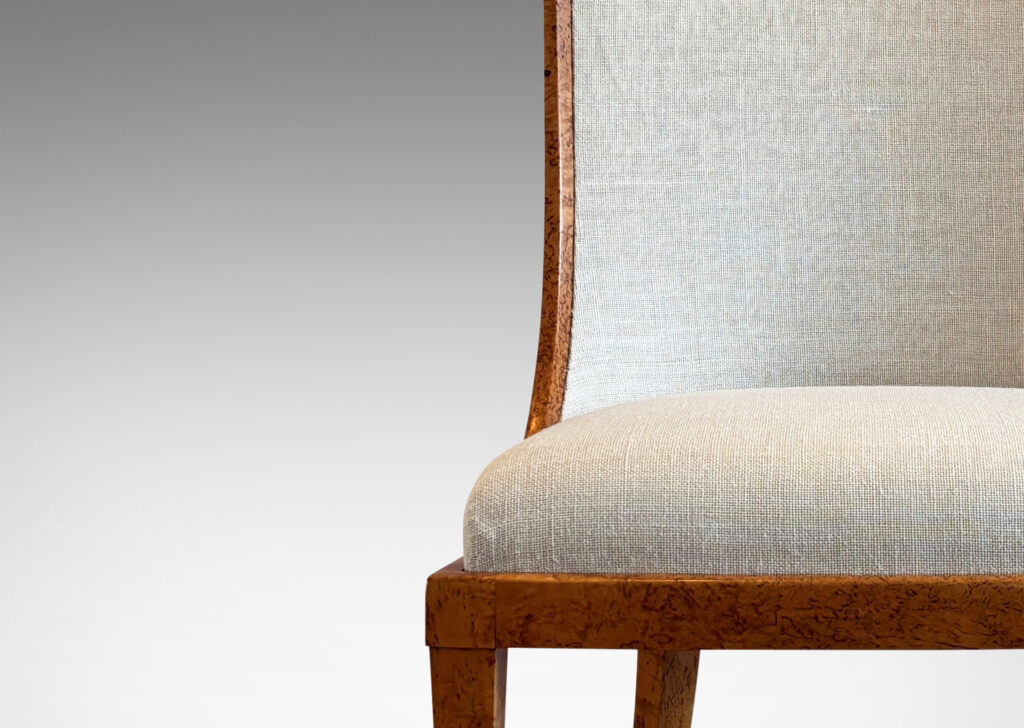 Gallery BAC crafted by the Nordiska Kompaniet workshops for the luxury ocean liner MS Kungsholm, having a curved back and sabered legs, with frames in birch burl