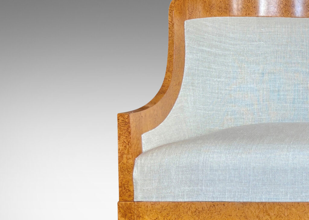 Gallery BAC crafted by the Nordiska Kompaniet workshops for the luxury ocean liner MS Kungsholm, having a curved back, sloped arms and sabered legs, with frames in birch burl