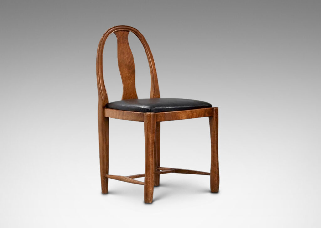 Gallery BAC having ovoid loop backs with Baltic style splats and sculpted legs; birch