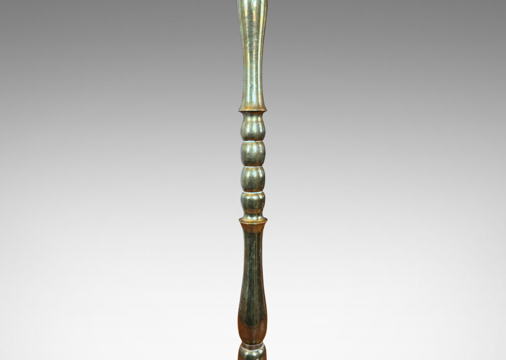 Gallery BAC baroque-inspired sculpted stand and flared base; brass