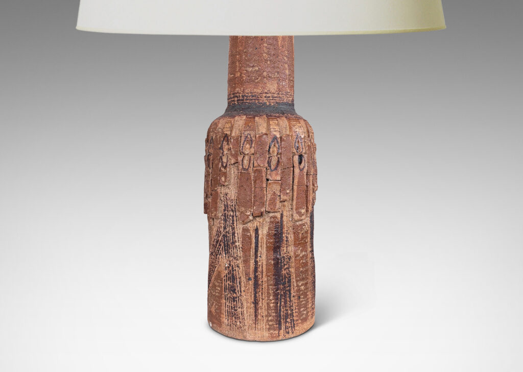 Gallery BAC large cylindrical form with applied texture to shoulder and carved V-shaped designs below