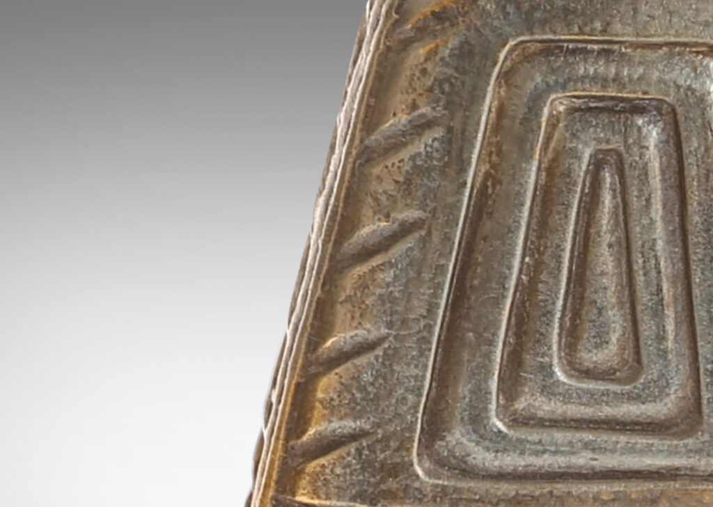 Gallery BAC triangular flared bases with geometric reliefs, and ringed bobèches