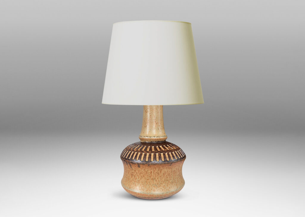 Gallery BAC drum forms with tall necks and intaglio reeded ring around shoulders, glazed in tan and brown