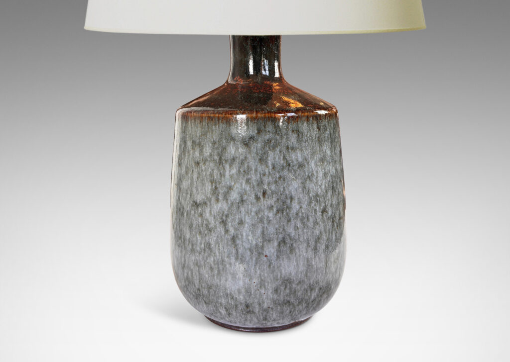 Gallery BAC cylindrical form with rounded edges, glazed in a dappled bluish gray on sides and black-red luster top