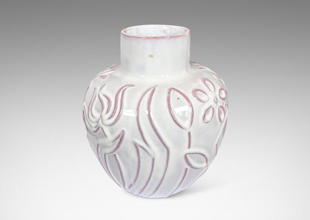 Gallery BAC apered apple-like forms with abstracted floral designs in relief, glazed in a shiny white