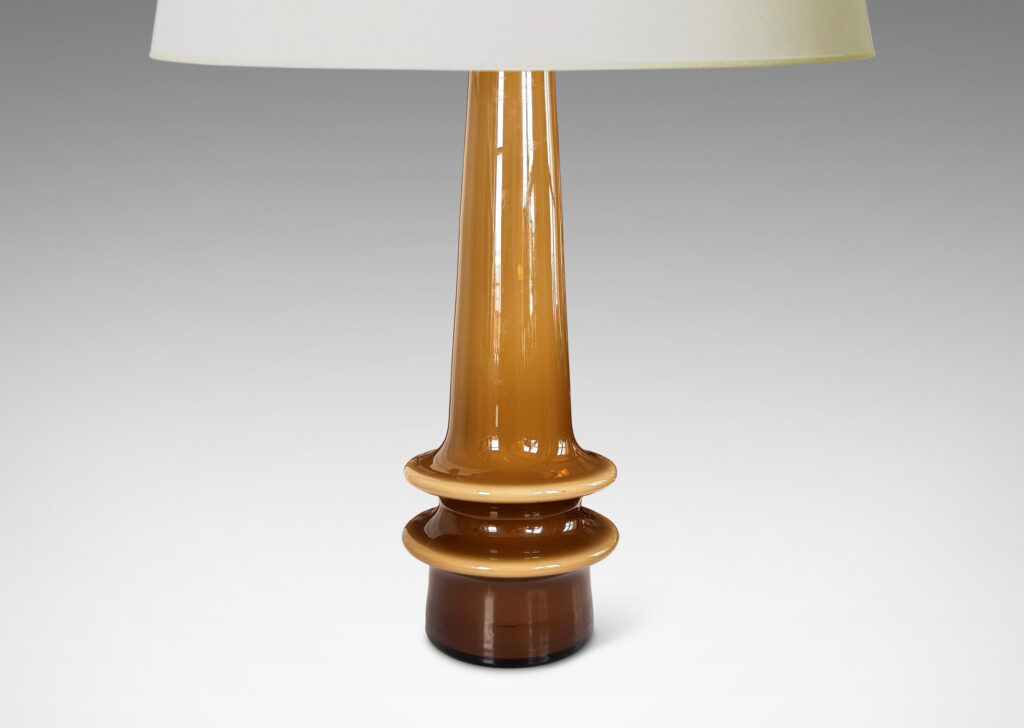 Gallery BAC conical column form with a pair of floating disk rings, in olive-drab, with light olive highlights