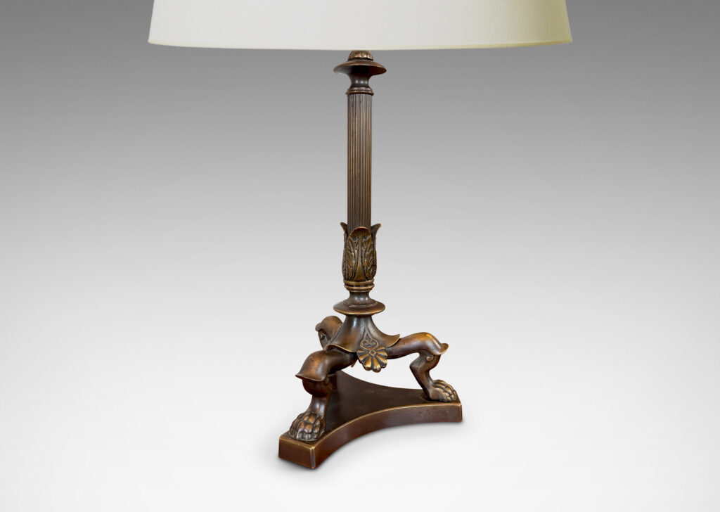 Gallery BAC tall reeded stand on a lion paw tripod base, with acanthus leaf and anthemion ornaments