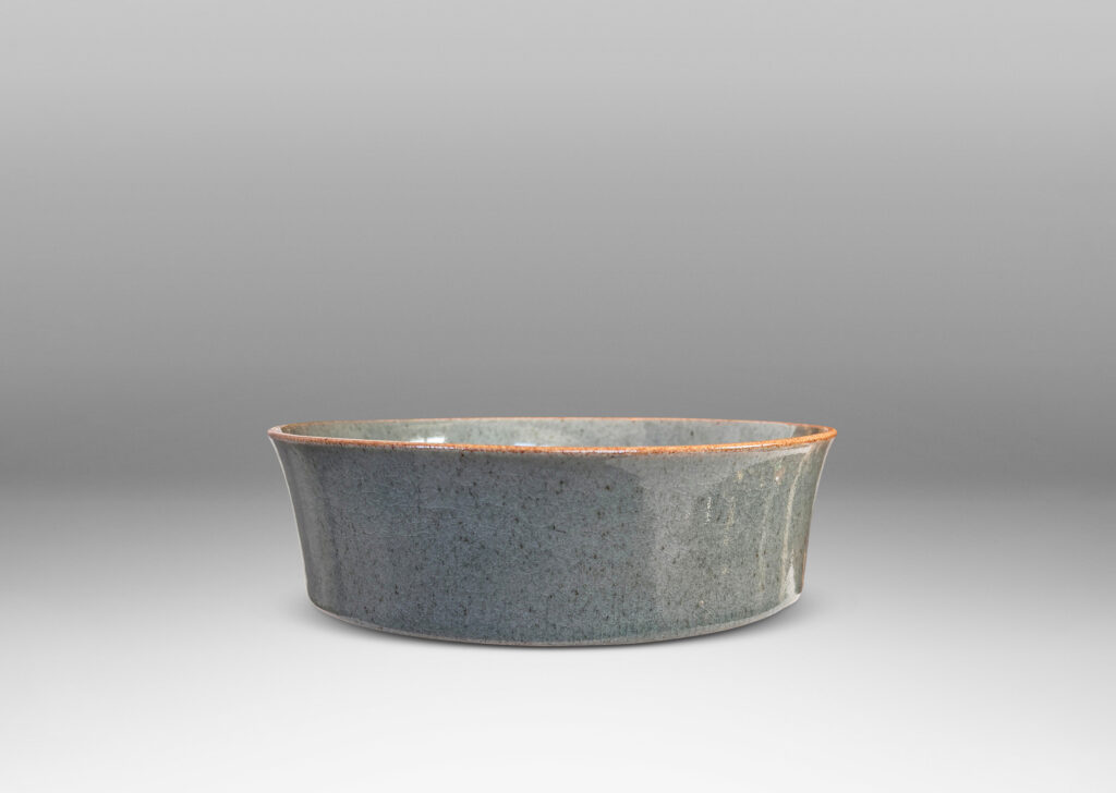 Gallery BAC flat circular bottom with coved sides, glazed in gray-blue