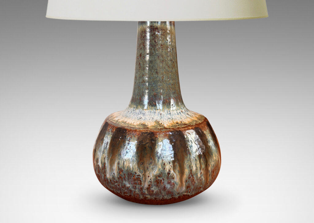 Gallery BAC pawn-like form, glazed in gloss blue-gray, white and dark gray