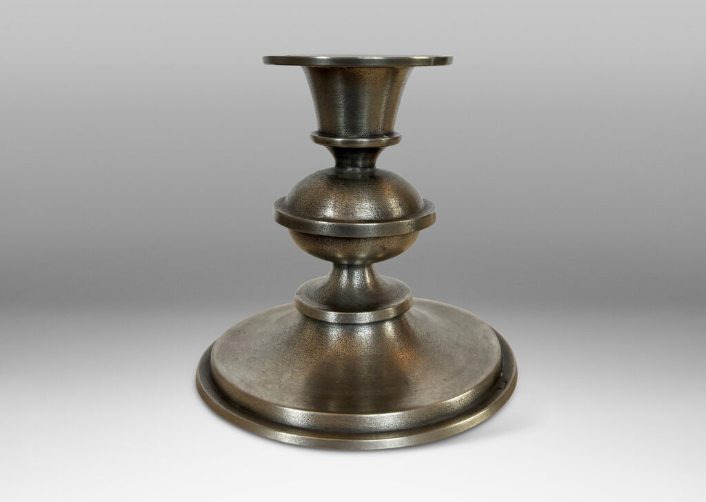 Gallery BAC lared top and base with compressed orb fob; cast pewter