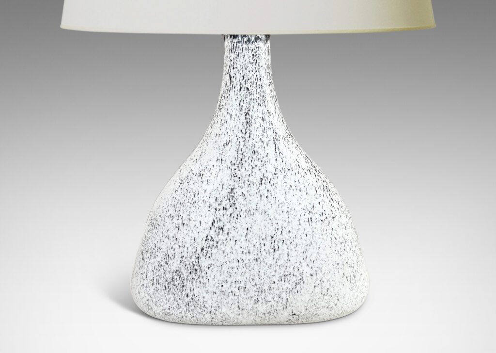 Gallery BAC compressed decanter form, with triangular body and tall neck, in white-black