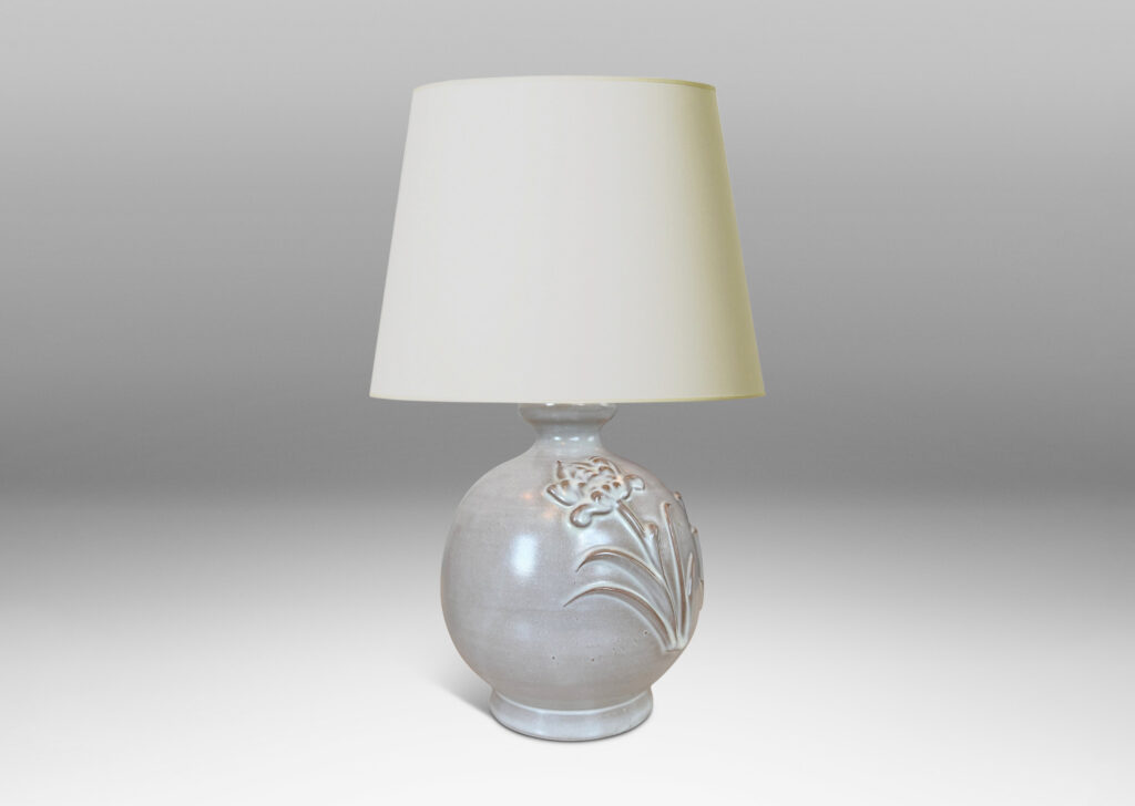 Gallery BACplump globe forms with relief pairs of flowers, lightly glazed in white